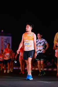 BIB: 20163
                            <button type="button" onclick="openModal(22909584)" class="btn btn-primary btn-sm float-right btn-popup" data-toggle="modal" data-target=".modal-high-quality">
                        <i class="fas fa-shopping-cart"></i> Add to Cart
                    </button>
                                            <button type="button" onclick="isThisMe(22909584, true)" class="btn btn-success btn-sm float-right btn-popup btn-isme hidden" data-toggle="tooltip" data-placement="bottom" title="นี่คือรูปของคุณใช่ไหม คลิกที่นี่เพื่อเอาเข้าอัลบั้ม">
                        <i class="fas fa-plus"></i> Add to album
                    </button>
                    <button type="button" onclick="isThisMe(22909584, false)" class="btn btn-warning btn-sm float-right btn-popup btn-isnotme hidden">
                        <i class="fas fa-ban"></i> Remove from album
                    </button>